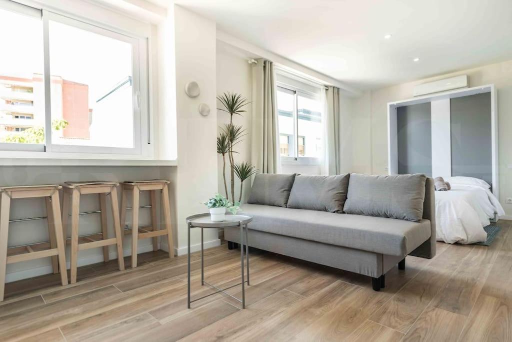 Authentic Minimalistic Studio Near La Union By Rems Málaga Dış mekan fotoğraf